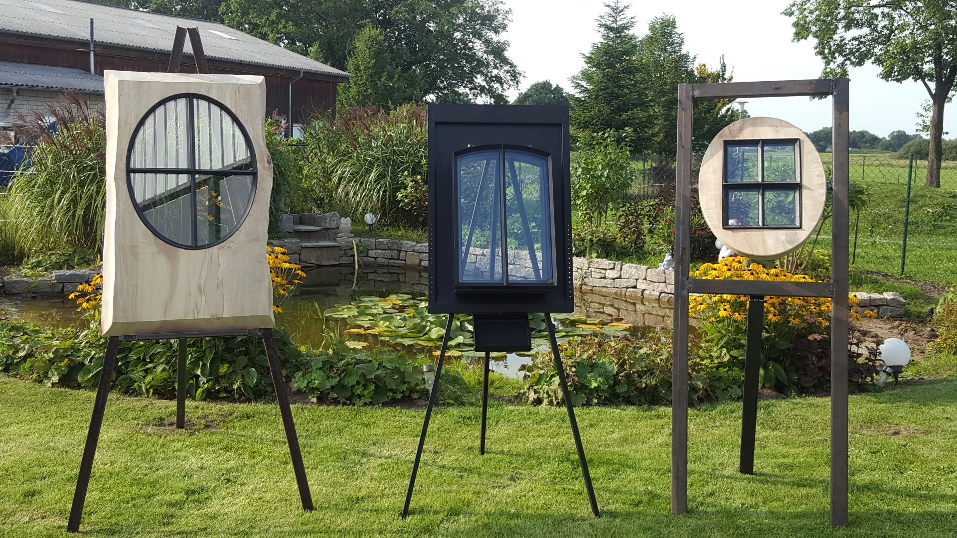 Verschiedene historische Dachfenstermodelle im Überblick